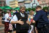 Tak krawiec kraje, jak mu materii staje, jednak wolę moją marynarkę, nie tylko, że ma rękawy, ale dlatego, że jest lżejsza – wiceburmistrz Zieliński podczas Święta Policji.
