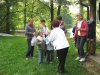 – najmłodsze uczestniczki grzybobrania odbierają nagrody