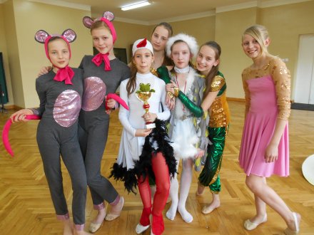 marta_balwinska_daria_westfal_marta_grabowska_magda_lamczyk_agnieszka_kwiatkowska_marta_lamczyk_marta_wieczorkiewicz.jpg marta_balwinska_daria_westfal_marta_grabowska_magda_lamczyk_agnieszka_kwiatkowska_marta_lamczyk_marta_wieczorkiewicz.jpg