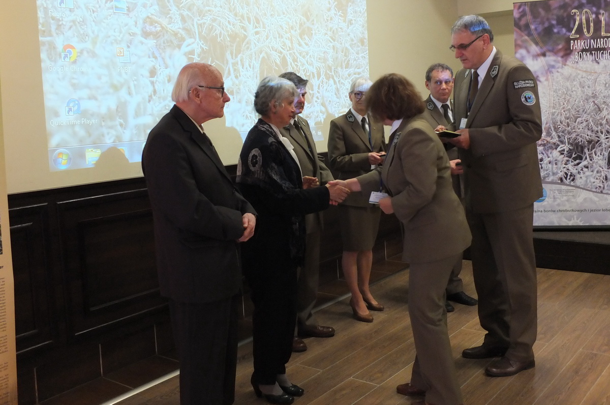 Wręczanie odznaki honorowej nadanej przez Ministra Środowiska