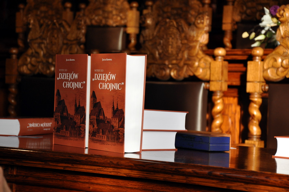 Tę książkę kupisz w Promocji Regionu Chojnickiego. Tę książkę kupisz w Promocji Regionu Chojnickiego.