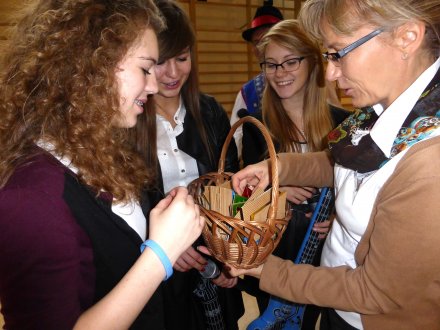 pania_alina_jaruszewska_wrecza_witrazyki.jpg pania_alina_jaruszewska_wrecza_witrazyki.jpg