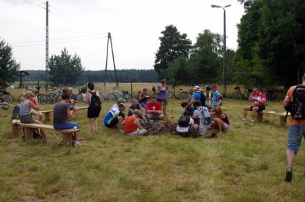 Ognisko i kiełbaski