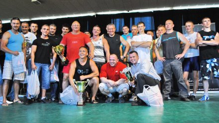 Zdjęcie zbiorowe - sztanga